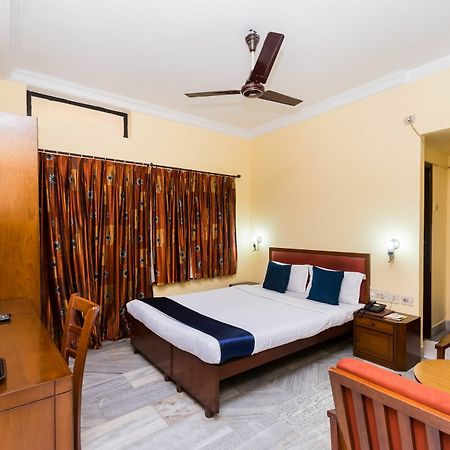 Oyo 4621 Hotel Camac Plaza Kalkuta Zewnętrze zdjęcie