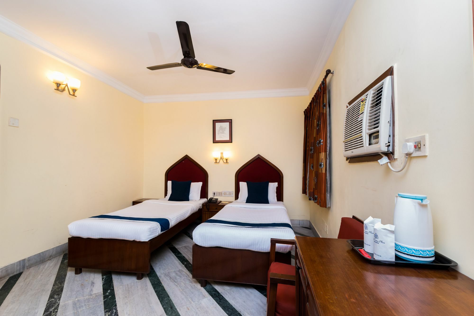 Oyo 4621 Hotel Camac Plaza Kalkuta Zewnętrze zdjęcie