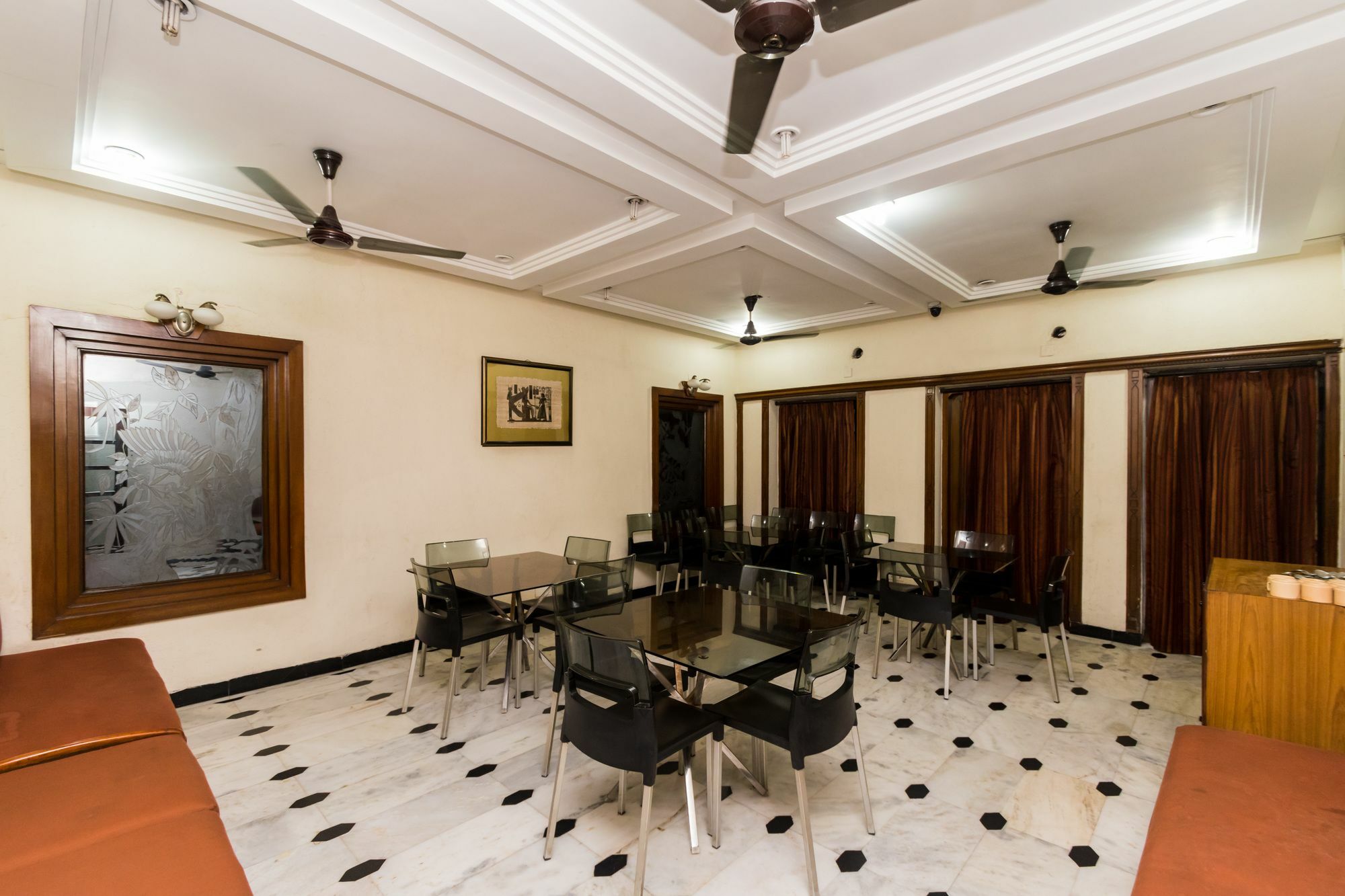 Oyo 4621 Hotel Camac Plaza Kalkuta Zewnętrze zdjęcie